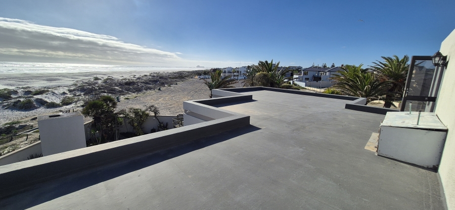 4 Bedroom Property for Sale in Van Riebeeckstrand Western Cape